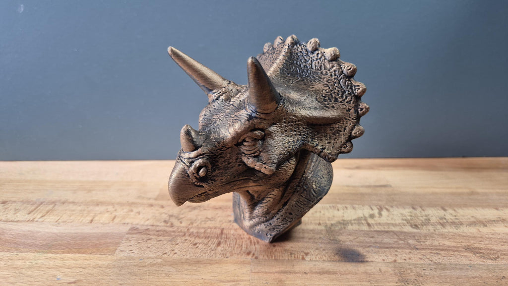 Triceratops – detailreiche Dinosaurierbüste mit drei Hörnern | 19 Farben & 3 Größen | Made in Germany