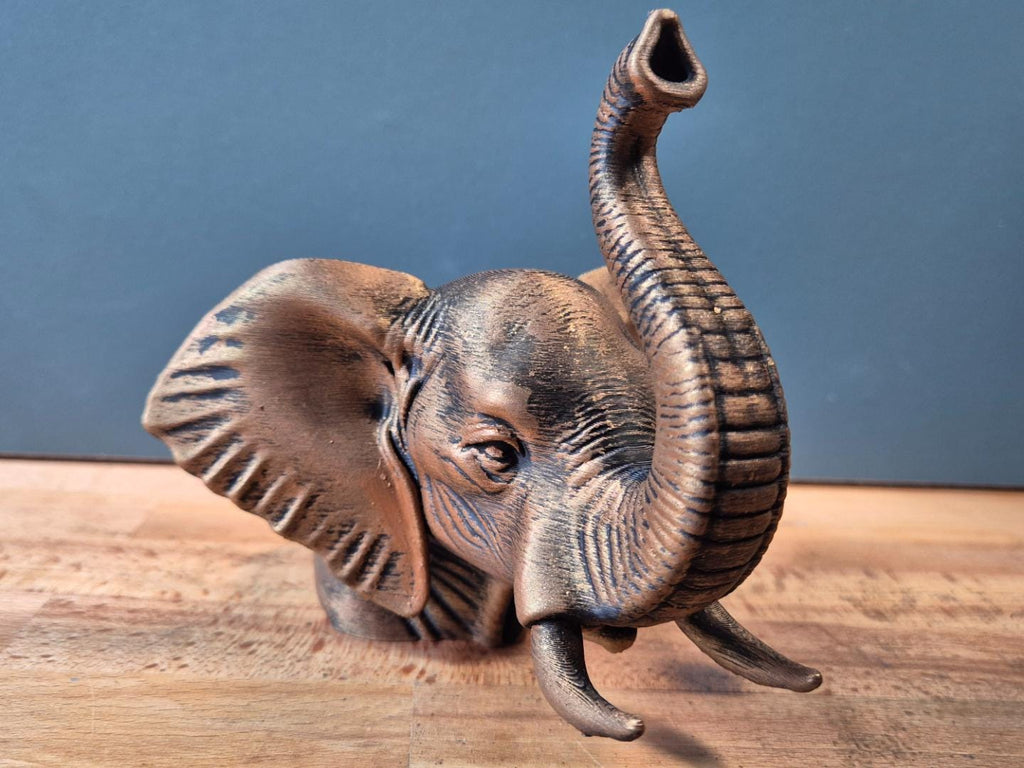 Afrikanischer Elefant – detailreiche Tierbüste mit erhobenem Rüssel | 19 Farben & 3 Größen | Made in Germany