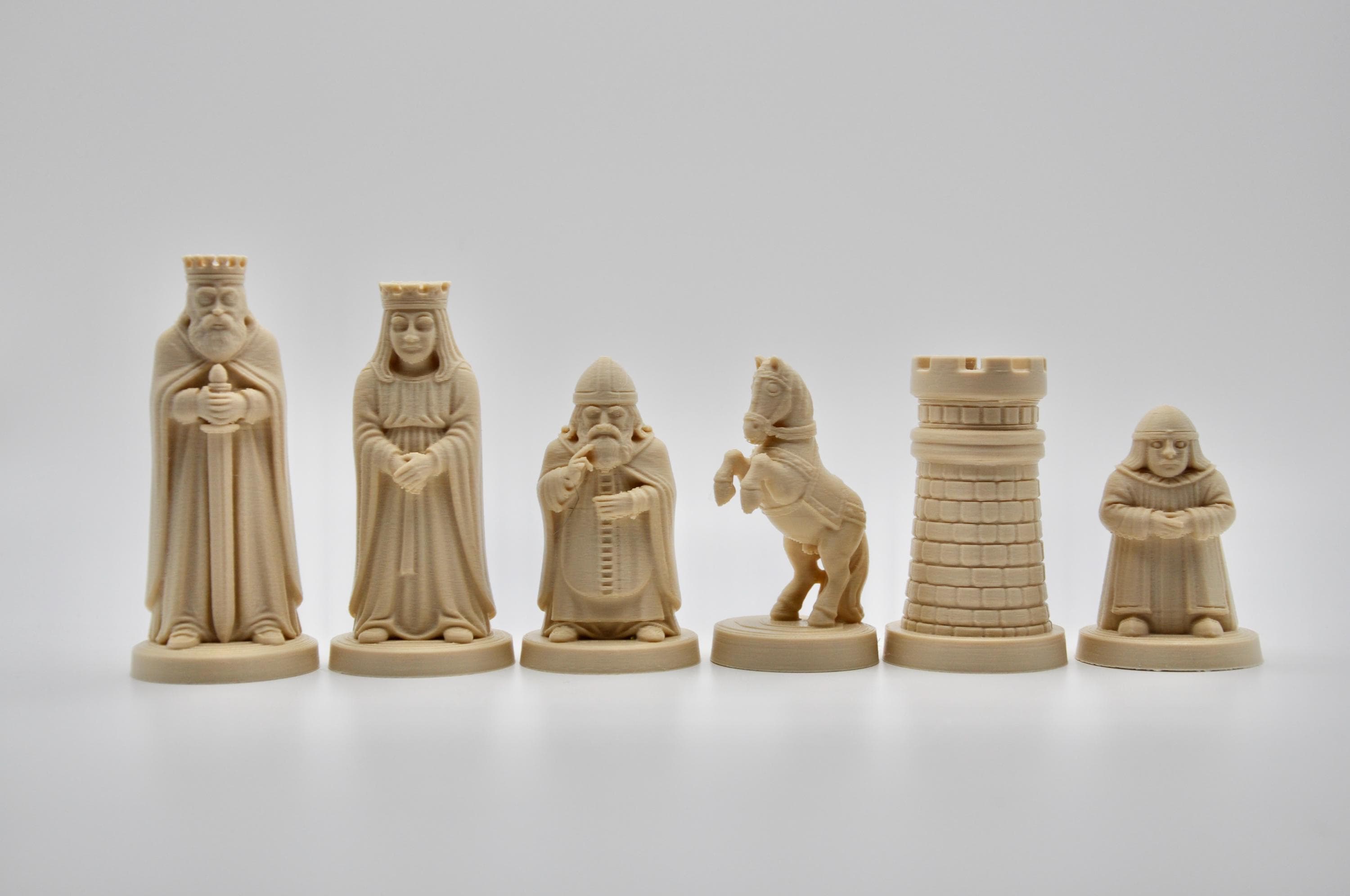 Alte-Welt-Schachfigurenset – komplettes 32-teiliges, 3D-gedrucktes PLA-Schachset | Geschenk für Schachfans | Sammlerstück | Made in Germany FehnFactory