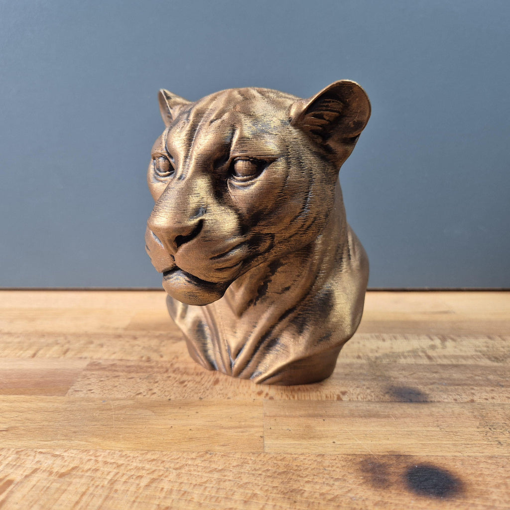 Panther – detailreiche Raubkatzenbüste mit wachsamen Augen und feinem Fellrelief | 19 Farben & 3 Größen | Made in Germany