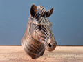 Zebra – detailreiche Tierbüste mit plastischem Streifenrelief und kurzer Mähne | 19 Farben & 3 Größen | Made in Germany