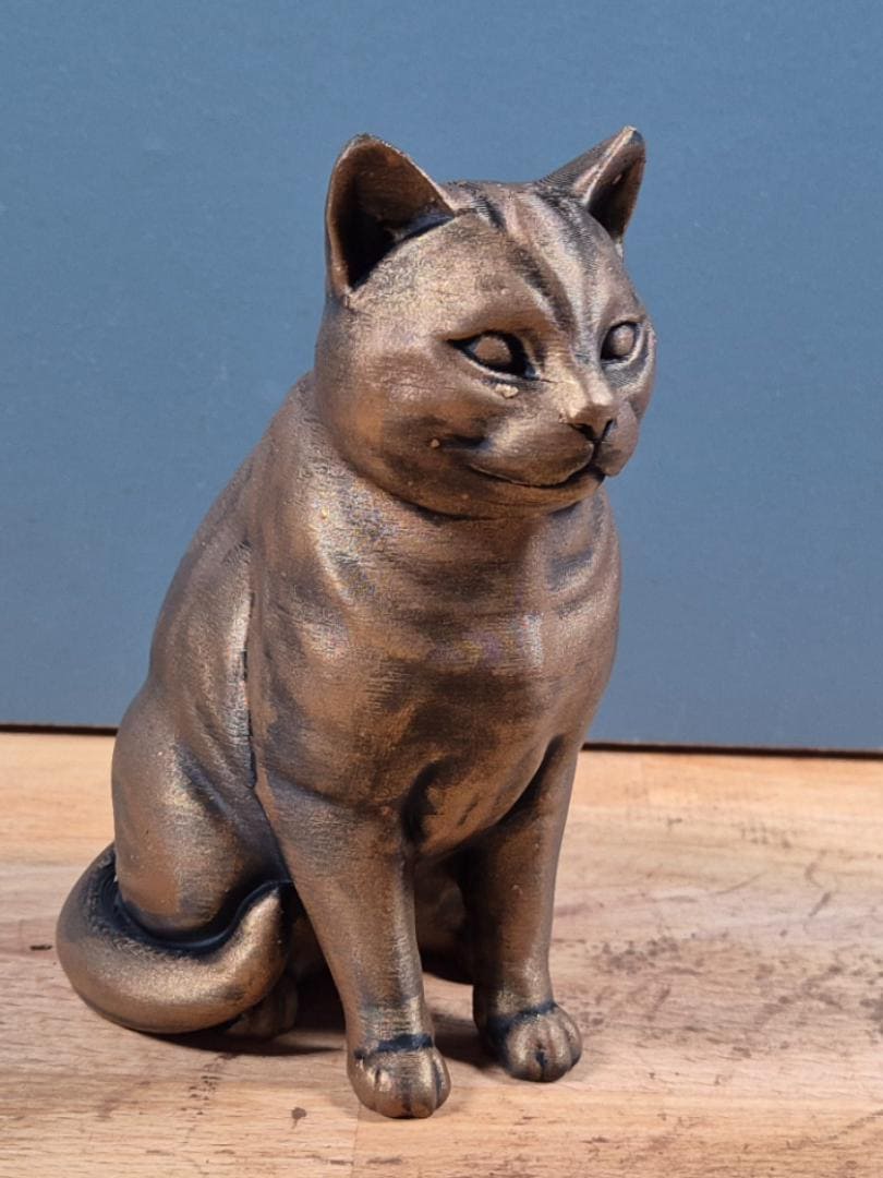 American Shorthair – detailreiche sitzende Katzenfigur | 19 Farben & 3 Größen | Made in Germany