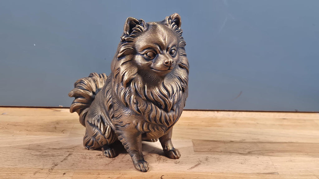 Zwergspitz Pomeranian – detailreiche sitzende Hundefigur | 19 Farben & 3 Größen | Made in Germany