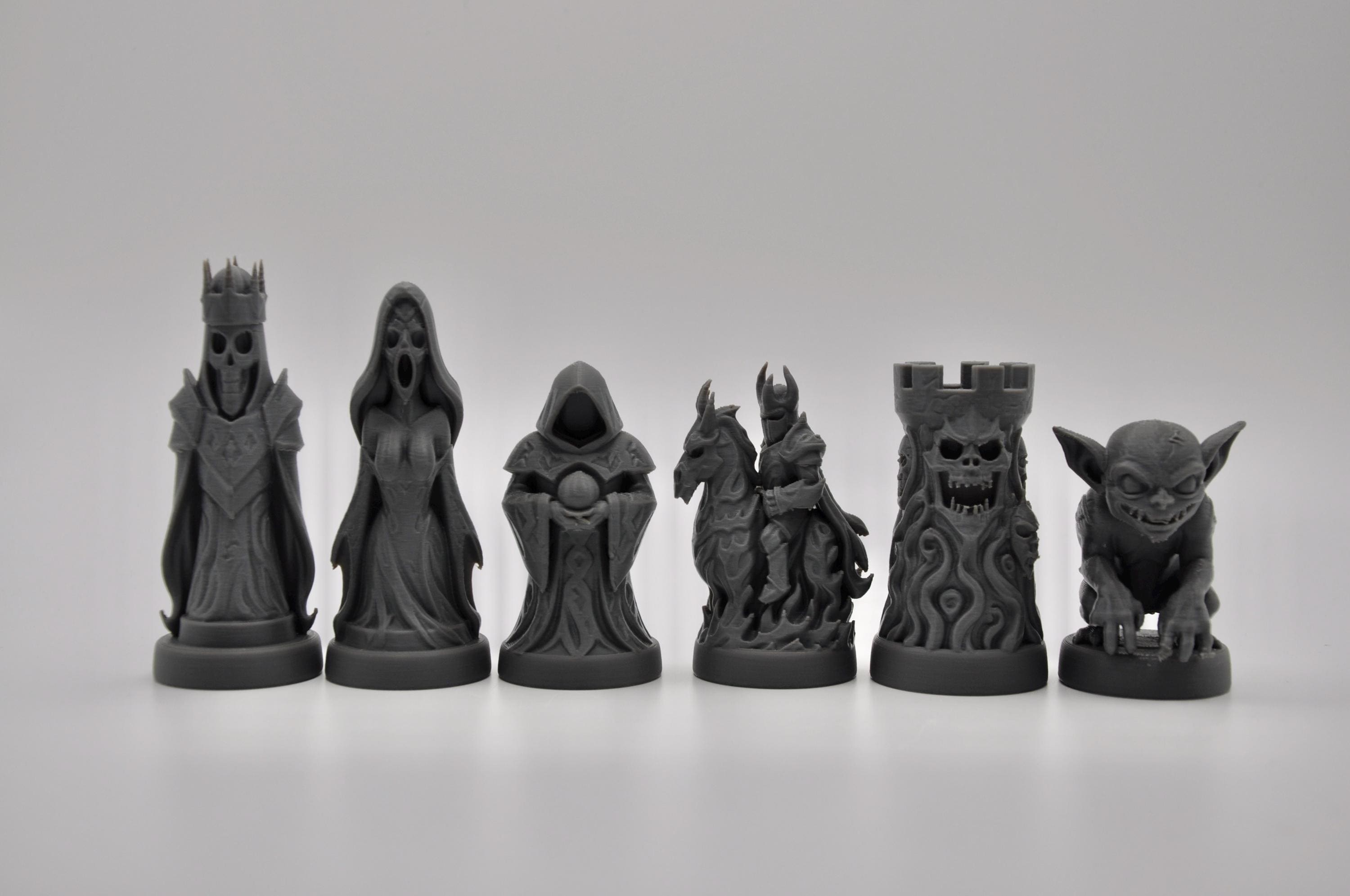 Traum-gegen-Albtraum-Schachfigurenset – komplettes 32-teiliges, 3D-gedrucktes PLA-Schachset | Geschenk für Schachfans | Made in Germany