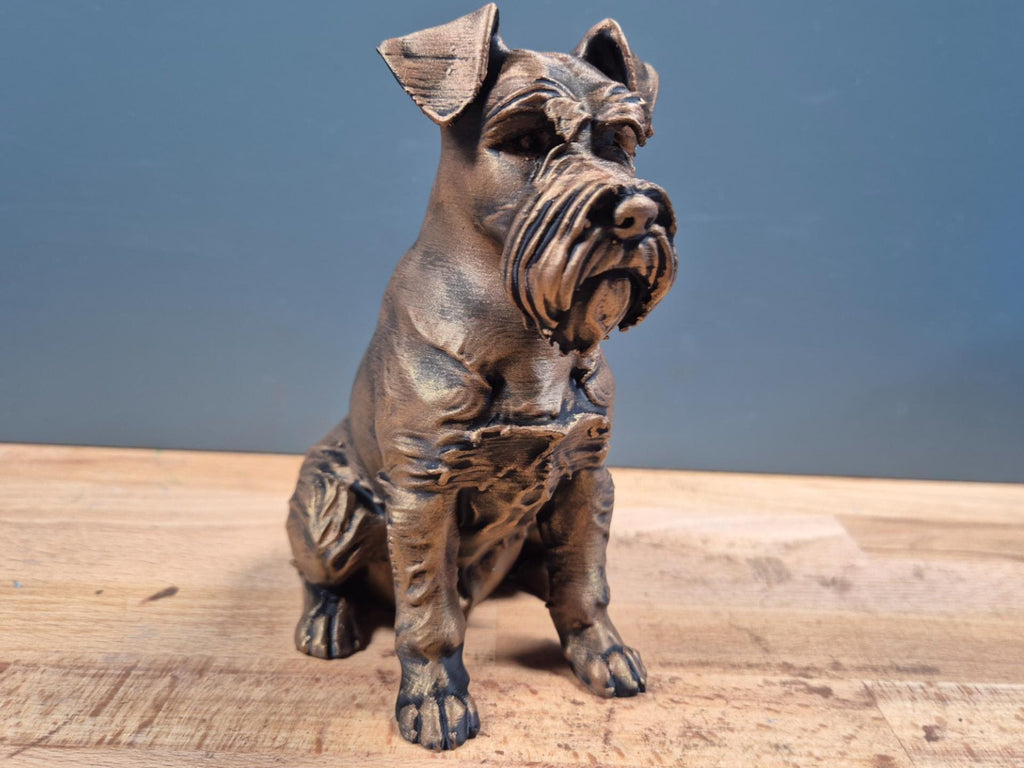 Zwergschnauzer – sitzende Hundefigur mit Bart | Mr.-Jay-Design | 19 Farben & 3 Größen | Made in Germany
