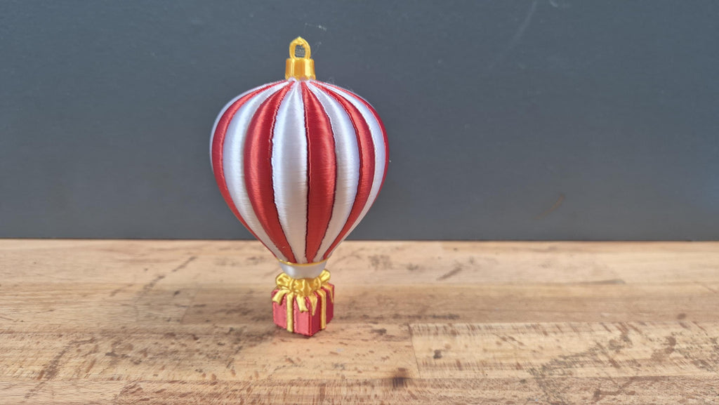 Heißluftballon-Weihnachtsanhänger mit Geschenkdetail | 19 Farben & 3 Größen | Made in Germany