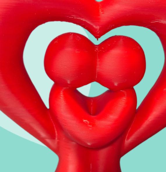 Valentins-Paarfigur im großen Herzrahmen | Romantische Liebesskulptur | 19 Farben & 3 Größen