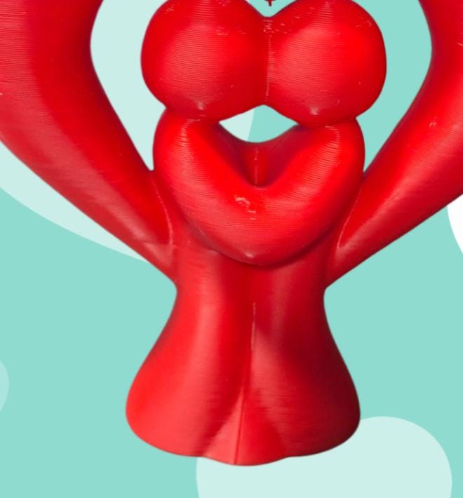 Valentins-Paarfigur im großen Herzrahmen | Romantische Liebesskulptur | 19 Farben & 3 Größen