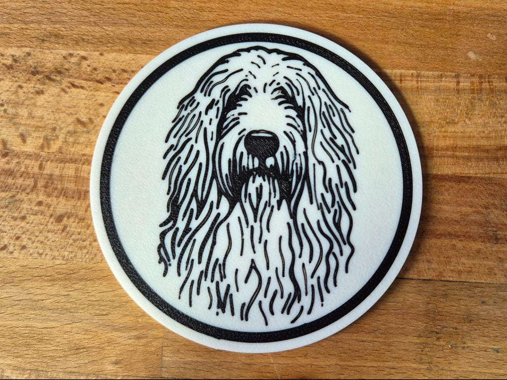 Komondor-Untersetzer im 4er-Set – ca. 10 cm | feste Farbausführung | Made in Germany