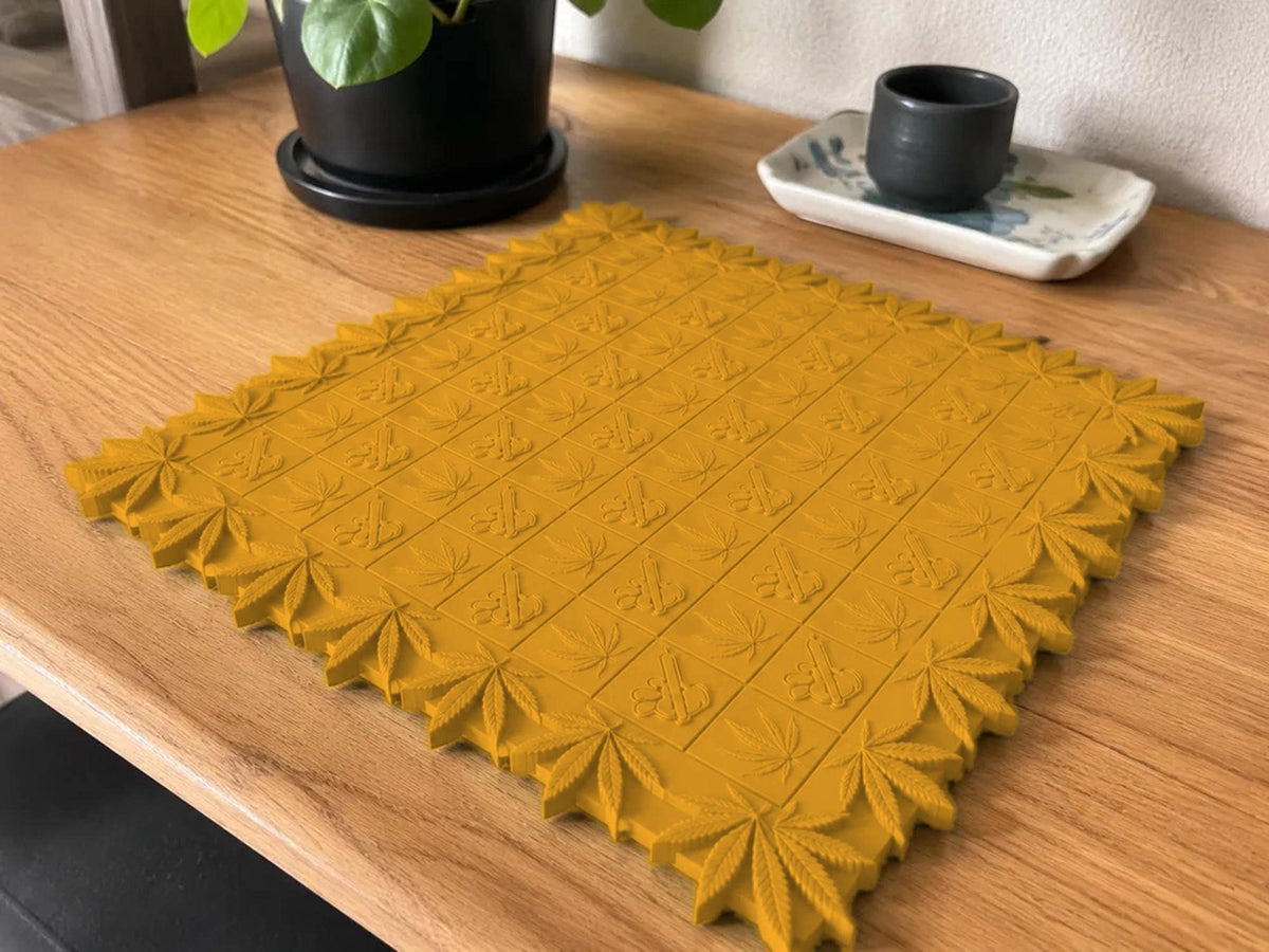 Blatt-Schachbrett mit Relief – dekoratives 8×8-Brett | 3 Größen & 8 Farben | Made in Germany FehnFactory