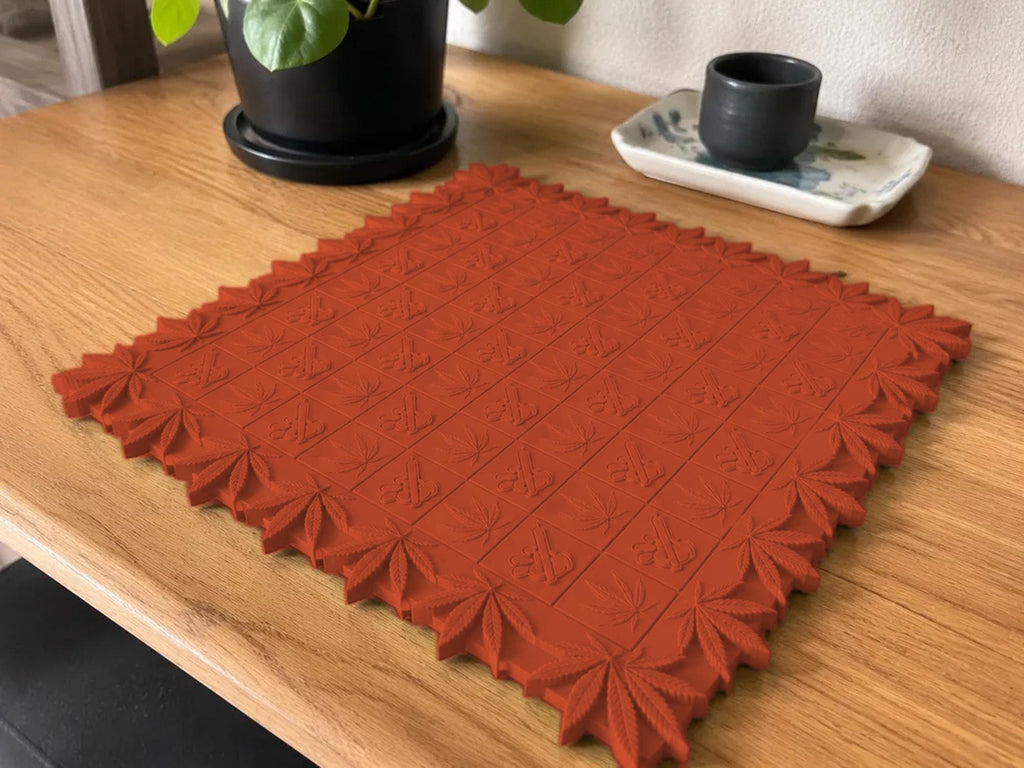 Blatt-Schachbrett mit Relief – dekoratives 8×8-Brett | 3 Größen & 8 Farben | Made in Germany FehnFactory