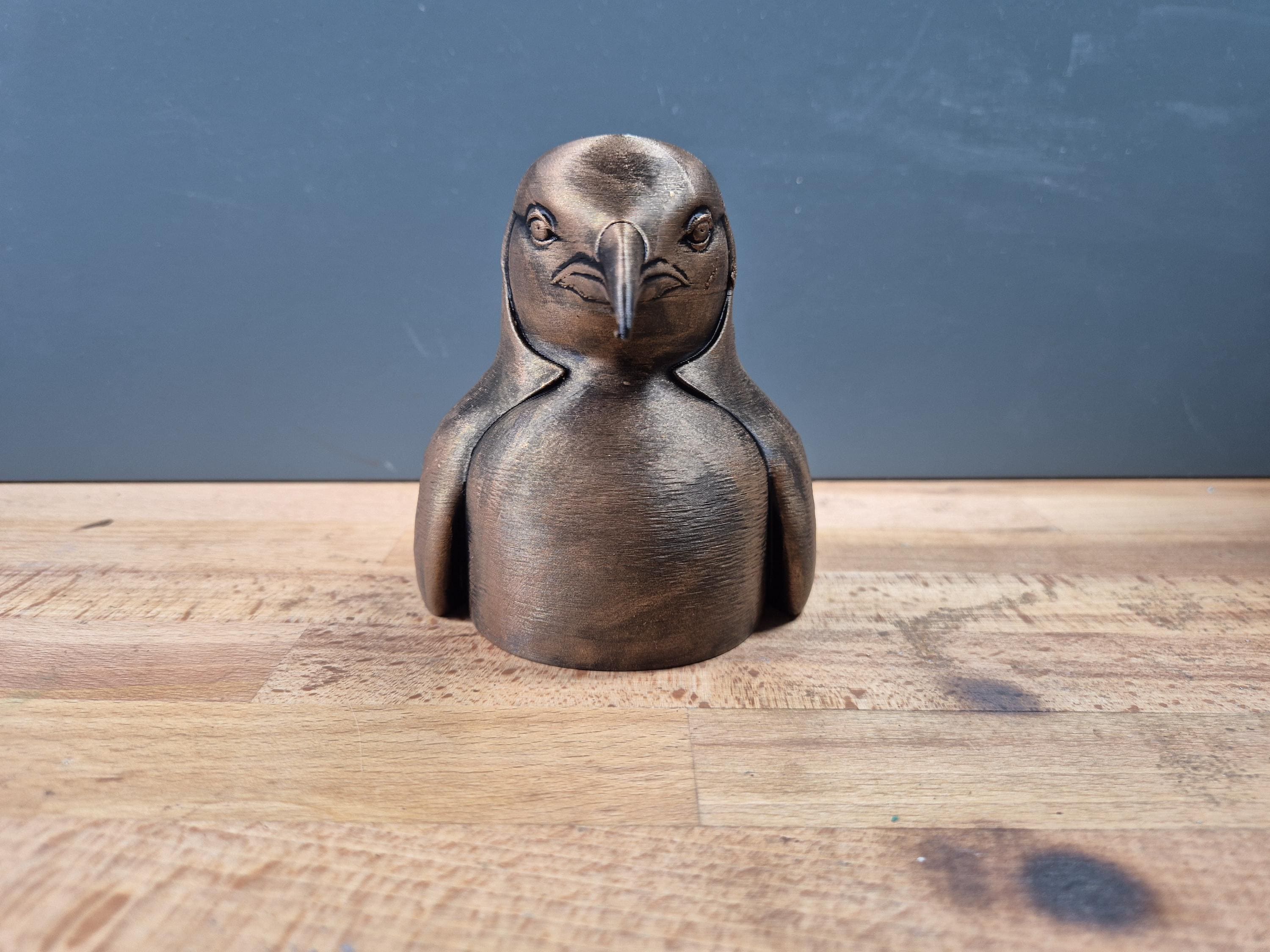 Pinguinbüste – markantes Vogelporträt mit langem Schnabel | 19 Farben & 3 Größen | Made in Germany