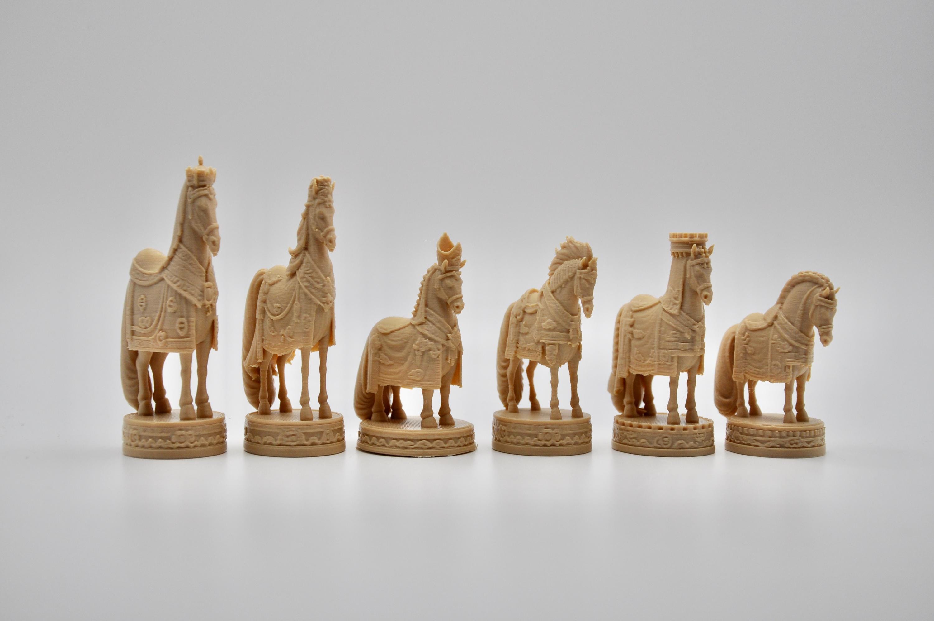 Chinesisch-imperiales Pferde-Schachfigurenset – komplettes 32-teiliges, 3D-gedrucktes PLA-Schachset | Sammlerstück | Made in Germany FehnFactory