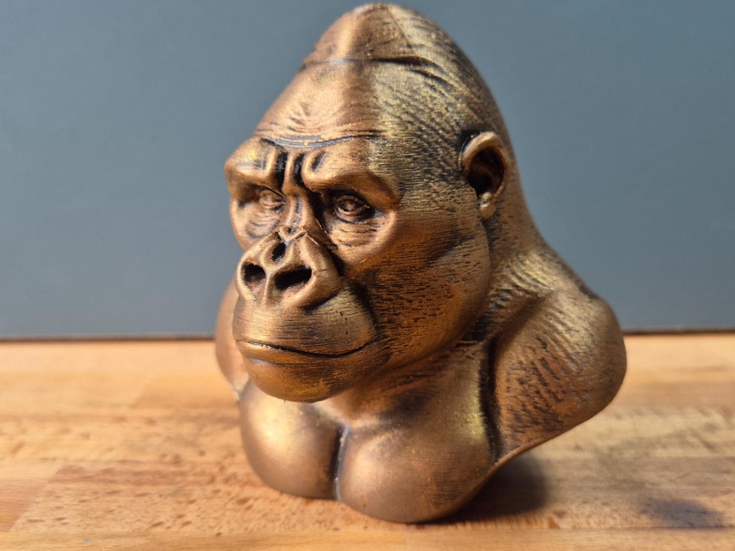 Gorilla – detailreiche Affenbüste mit markanter Stirn und kräftigen Schultern | 19 Farben & 3 Größen | Made in Germany
