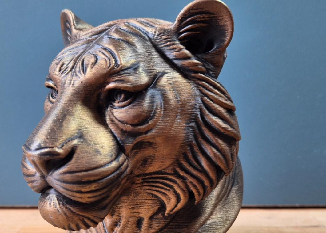 Tiger – detailreiche Raubkatzenbüste mit kräftiger Schnauze und Streifenrelief | 19 Farben & 3 Größen | Made in Germany