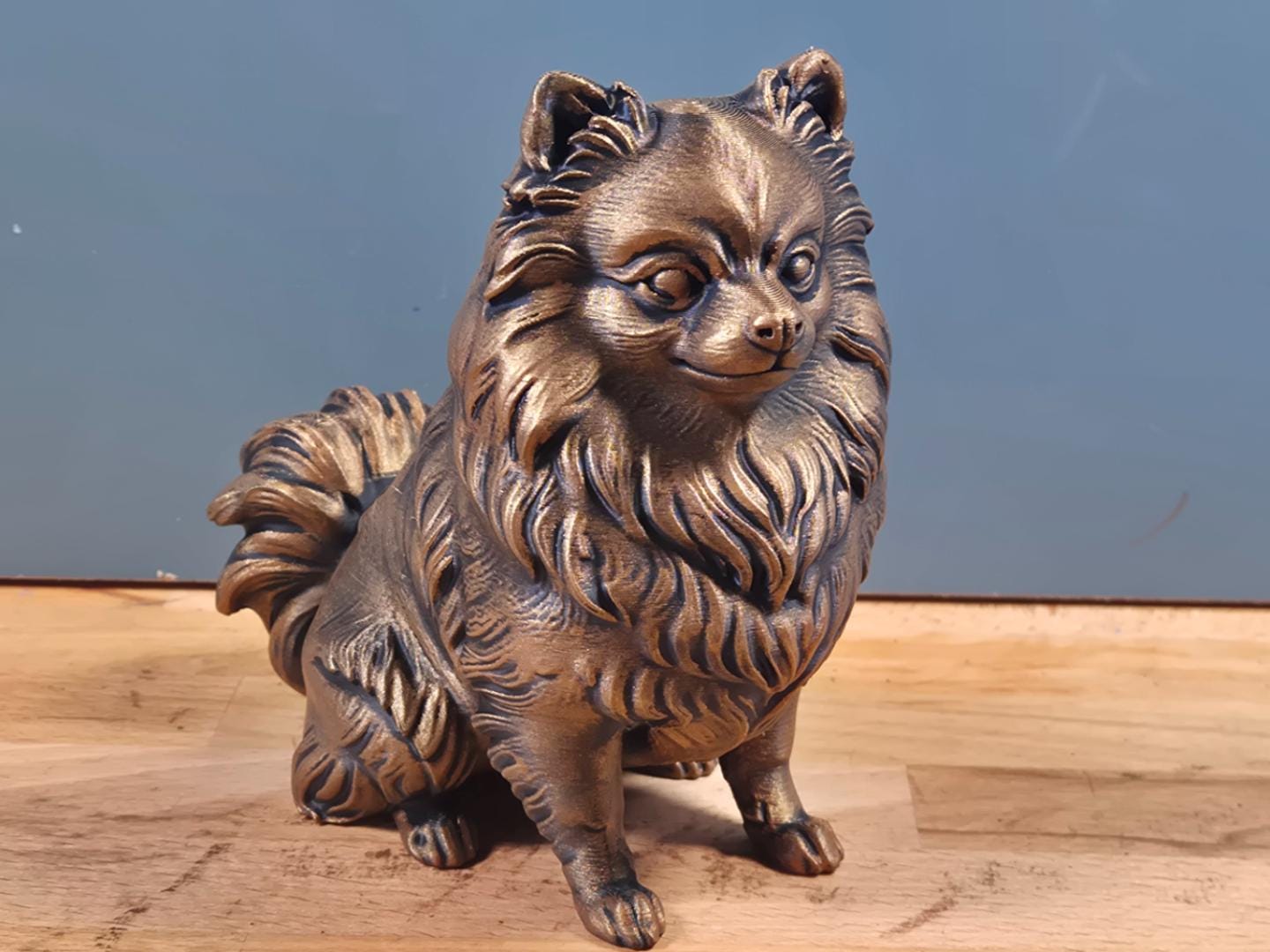 Zwergspitz Pomeranian – detailreiche sitzende Hundefigur | 19 Farben & 3 Größen | Made in Germany