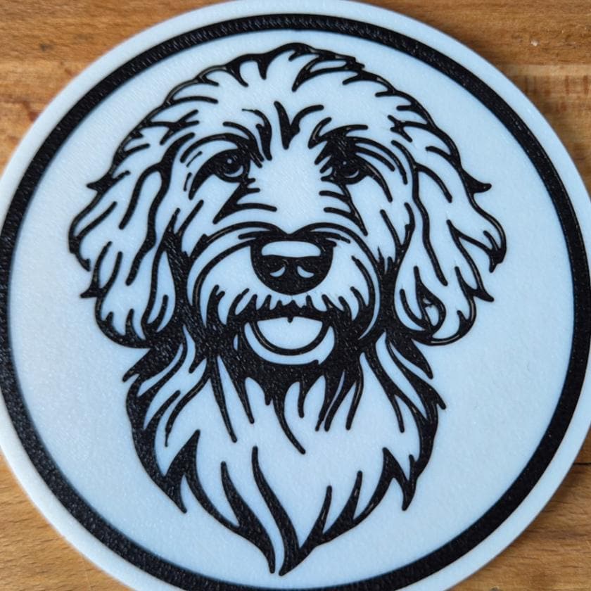 Labradoodle-Untersetzer im 4er-Set – ca. 10 cm | feste Farbausführung | Made in Germany