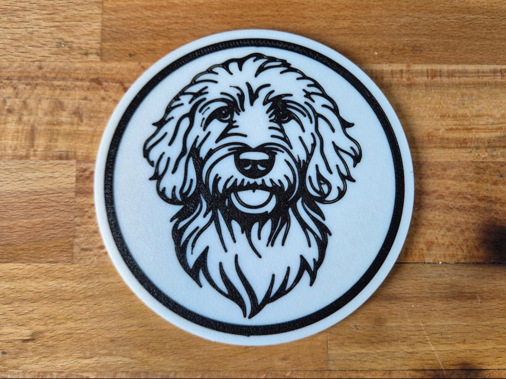 Labradoodle-Untersetzer im 4er-Set – ca. 10 cm | feste Farbausführung | Made in Germany
