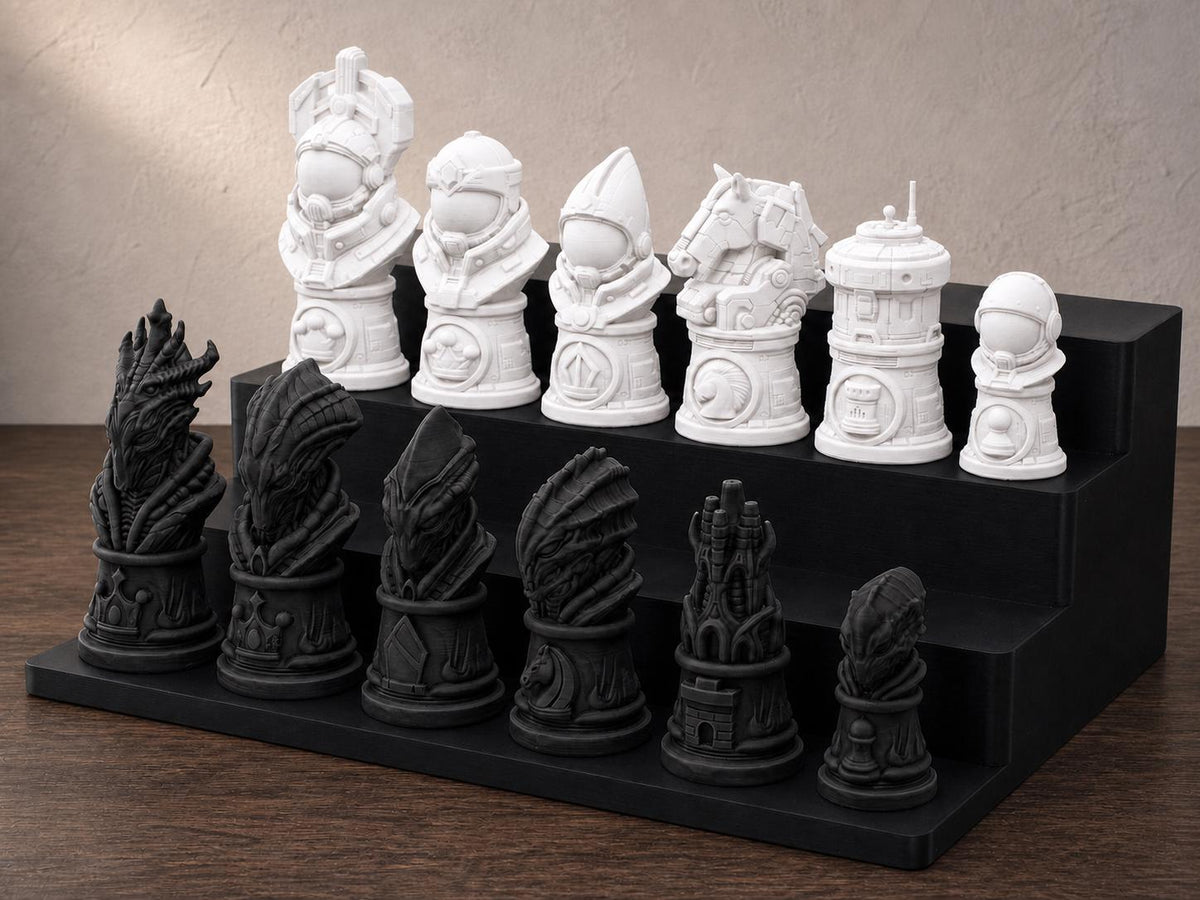Astronauten gegen Aliens – 32-teiliges Schachfigurenset | Sci-Fi-Schachfiguren | Made in Germany FehnFactory