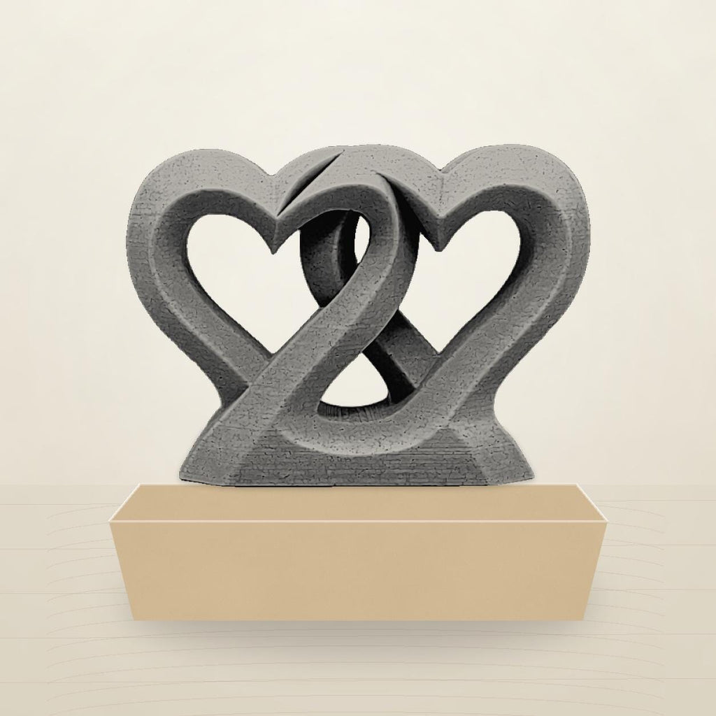 Verschlungene Herzen – freistehende Herz-Skulptur | Geschenk für Paare | Made in Germany FehnFactory