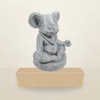 Meditierender Koala – dekorative Tier-Skulptur | ruhige Deko | Made in Germany FehnFactory