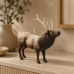 Frostback – Wapiti-Bulle-Skulptur | Winterliche Wildtier-Deko | Made in Germany FehnFactory