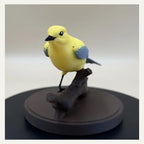 Sunlit Golden Warbler – Goldlaubsänger auf Ast | Mehrfarbige Vogel-Skulptur | Made in Germany