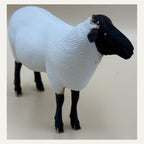 Suffolk Ram – mehrfarbiger Widder mit schwarzem Gesicht | realistische Schaf-Skulptur | Made in Germany