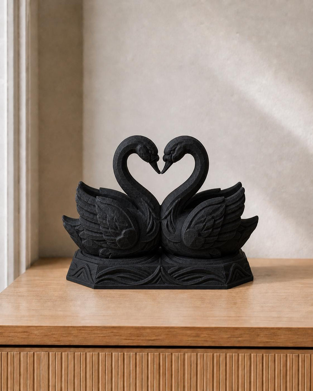 Schwäne der Liebe – Herzskulptur | handbemalt oder gedruckt | Made in Germany FehnFactory