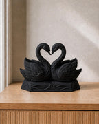 Schwäne der Liebe – Herzskulptur | handbemalt oder gedruckt | Made in Germany FehnFactory