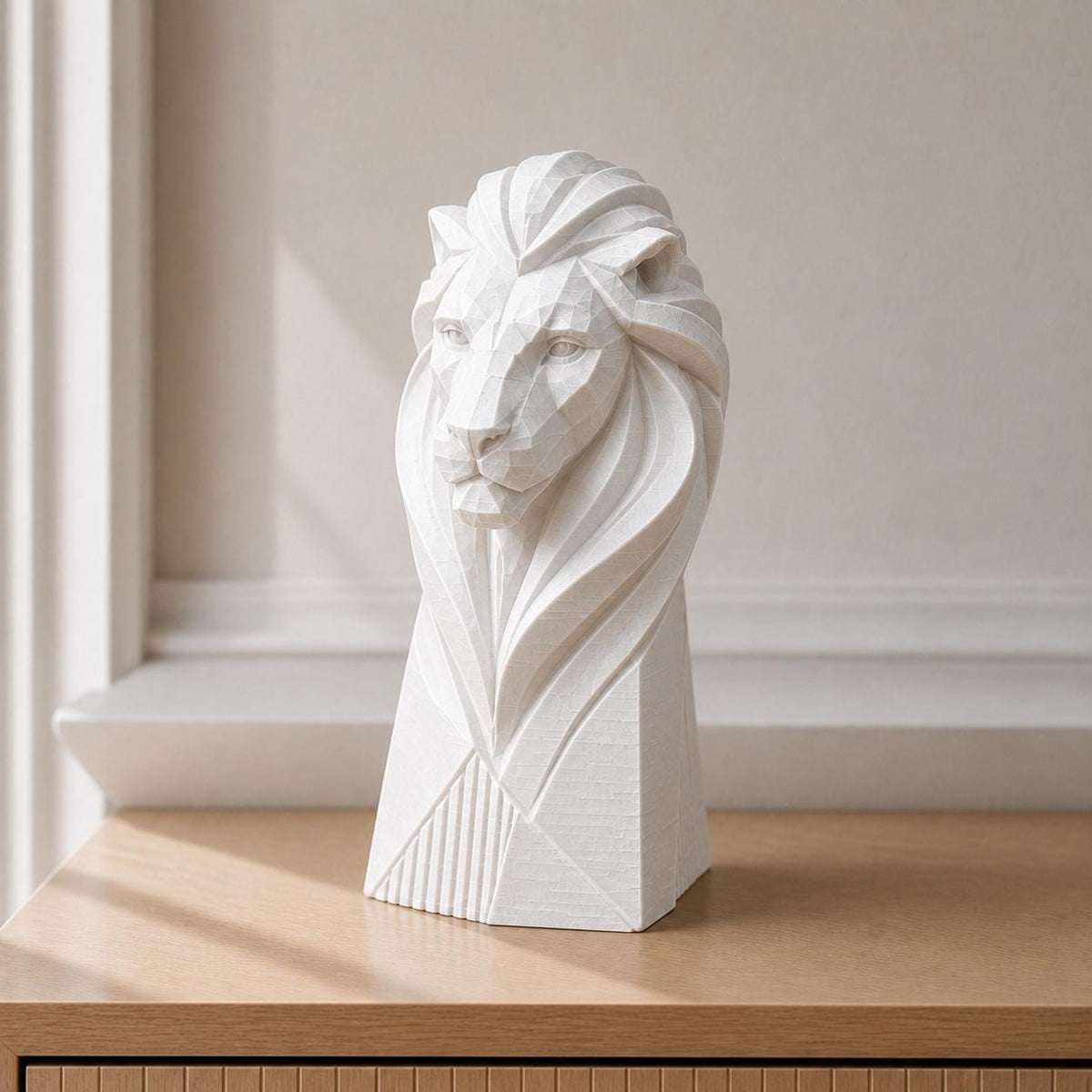 Geometrischer König – moderne Löwen-Skulptur | handbemalt | Made in Germany FehnFactory