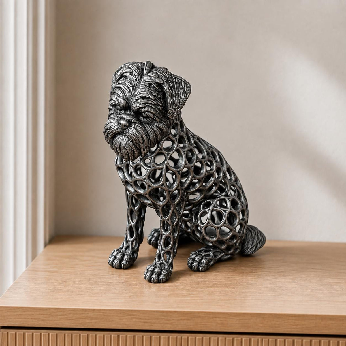 Affenpinscher in Voronoi-Optik – sitzende Hundeskulptur | Made in Germany FehnFactory