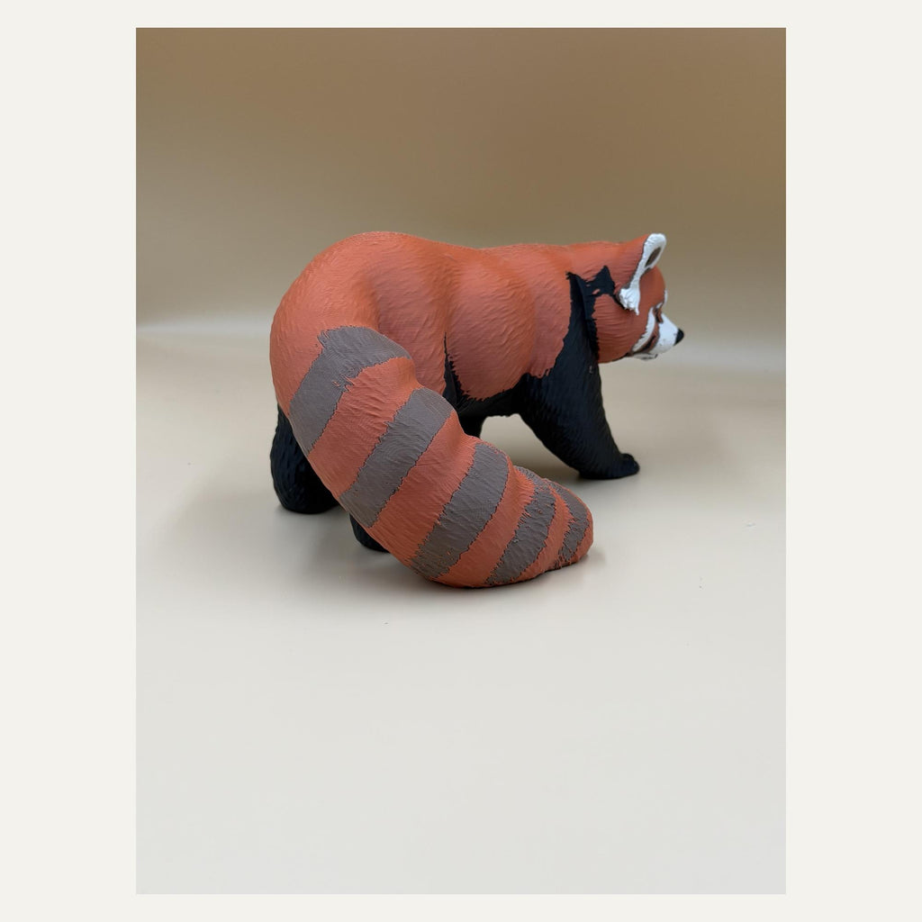 Roter Panda mit Ringelschwanz – realistische Tier-Skulptur | Made in Germany FehnFactory