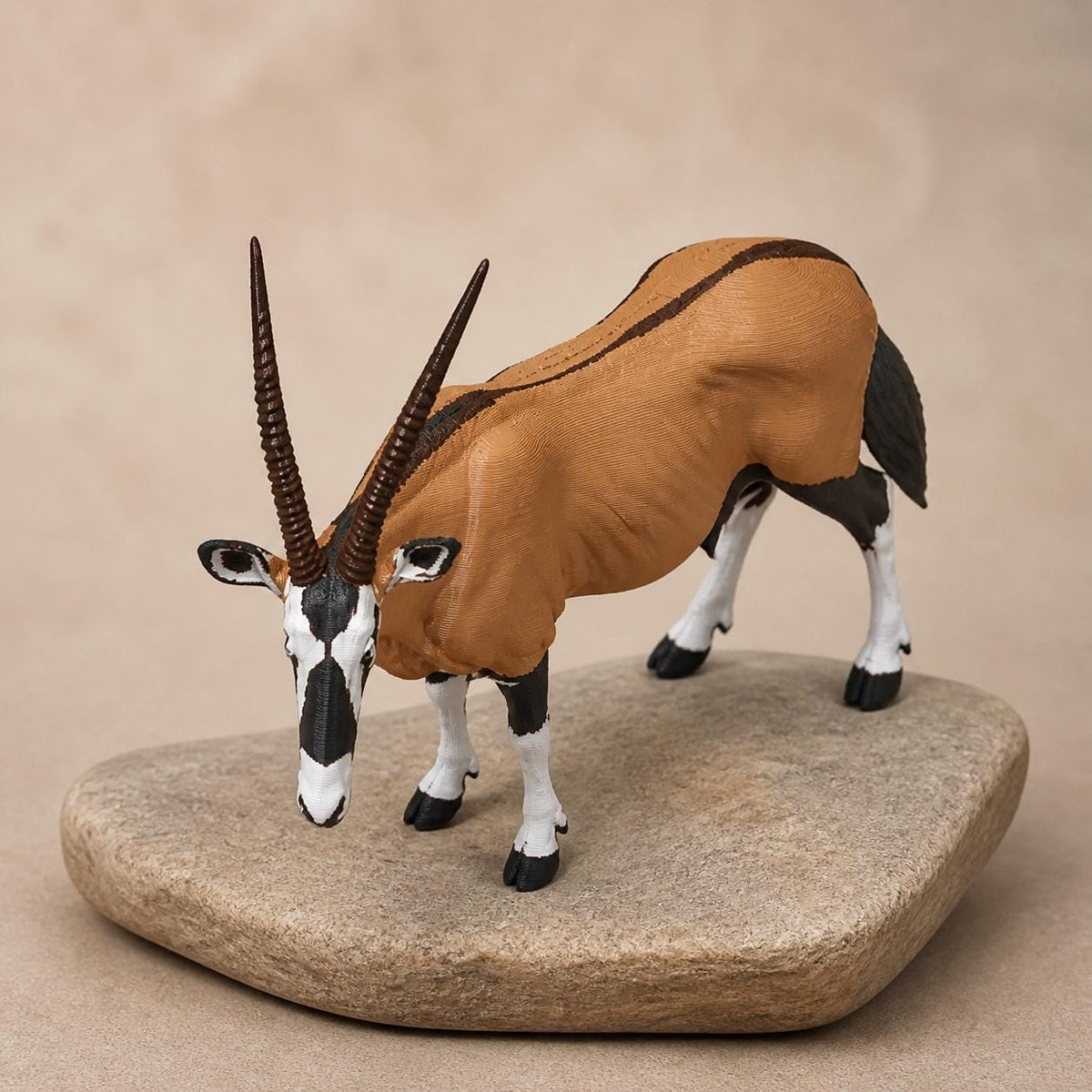 Wüstenspeer – Gemsbock-Oryx-Skulptur | Safari- & Wildtier-Deko | Made in Germany FehnFactory