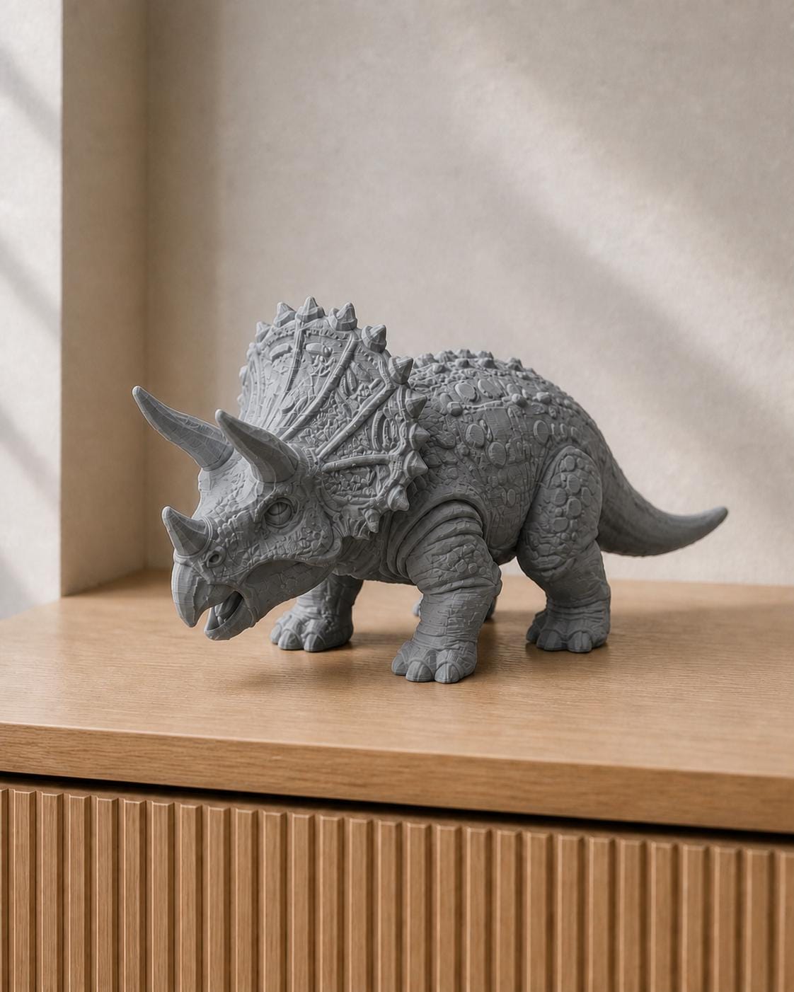 Triceratops – Dinosaurier-Skulptur | handbemalt | Made in Germany FehnFactory
