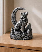 Wolfsgeist – Wolf-und-Mond-Skulptur | handbemalt | Made in Germany FehnFactory