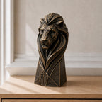Geometrischer König – moderne Löwen-Skulptur | handbemalt | Made in Germany FehnFactory