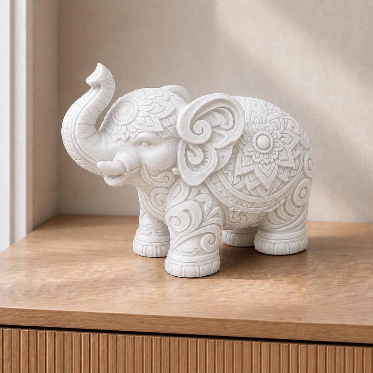 Ornament-Elefant – detailreiche Skulptur | handbemalt | Made in Germany FehnFactory