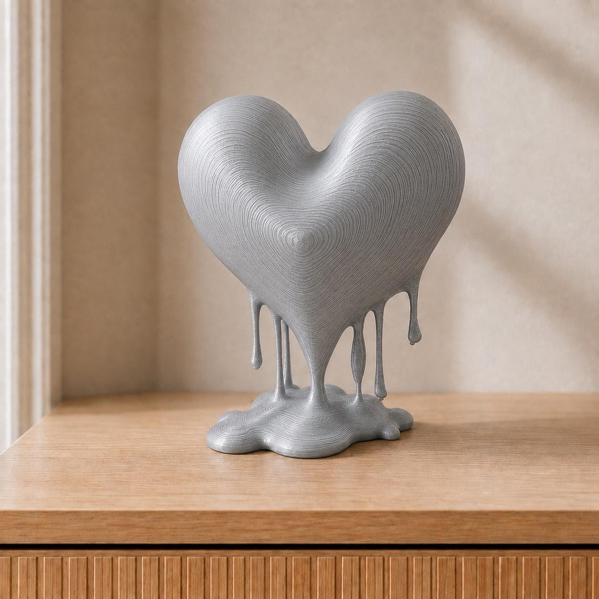 Schmelzendes Herz – moderne Herzskulptur mit Tropfen | handbemalt oder gedruckt | Made in Germany FehnFactory