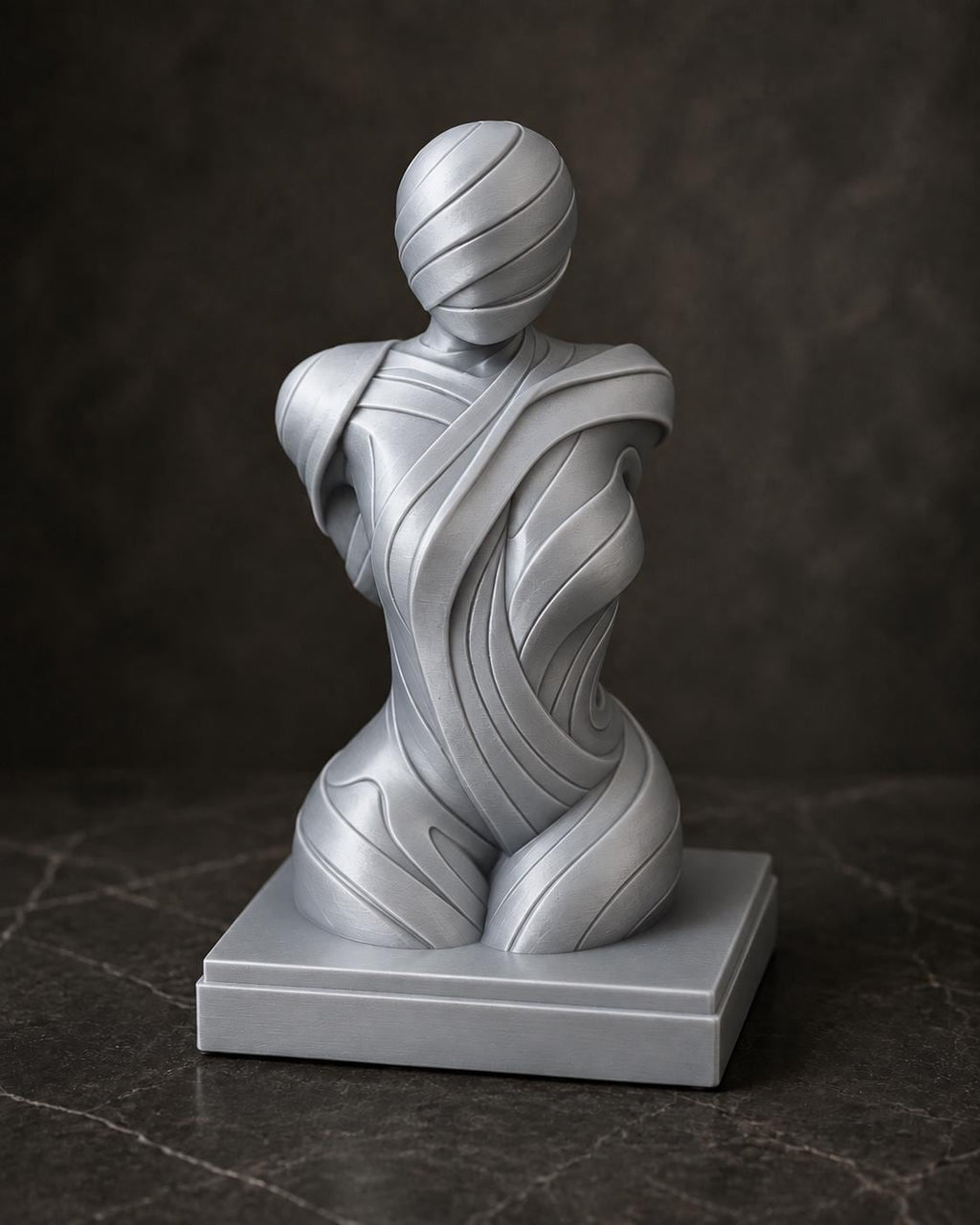 Abstrakte Frauenbüste mit fließenden Linien – moderne Skulptur | handbemalt oder gedruckt | Made in Germany FehnFactory