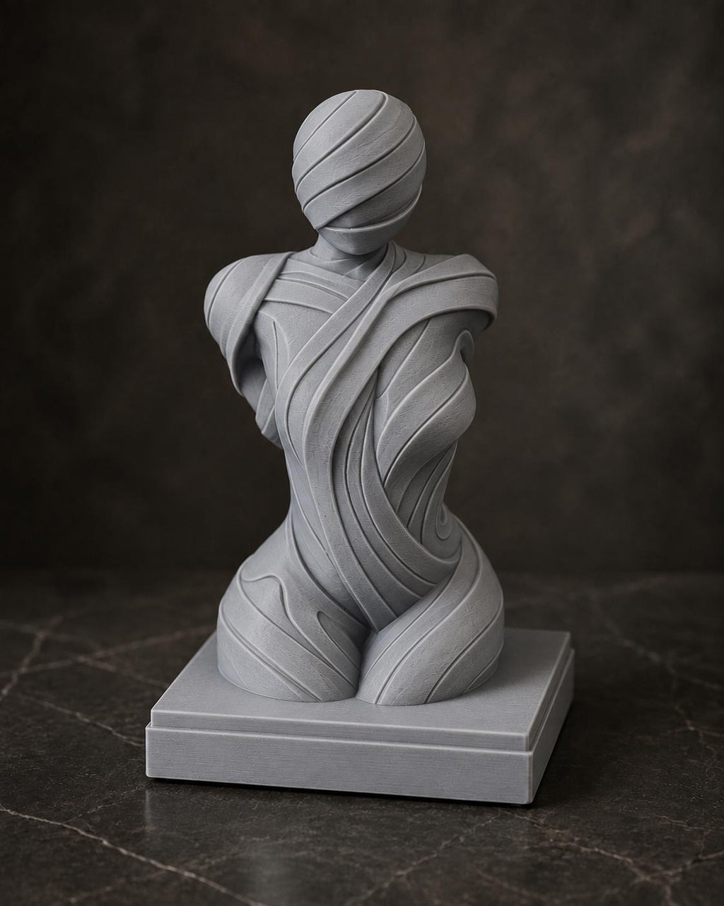 Abstrakte Frauenbüste mit fließenden Linien – moderne Skulptur | handbemalt oder gedruckt | Made in Germany FehnFactory