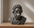 Entspannte Philosophenbüste mit Kopfhörern und Kaugummiblase | handbemalt oder gedruckt | Made in Germany FehnFactory