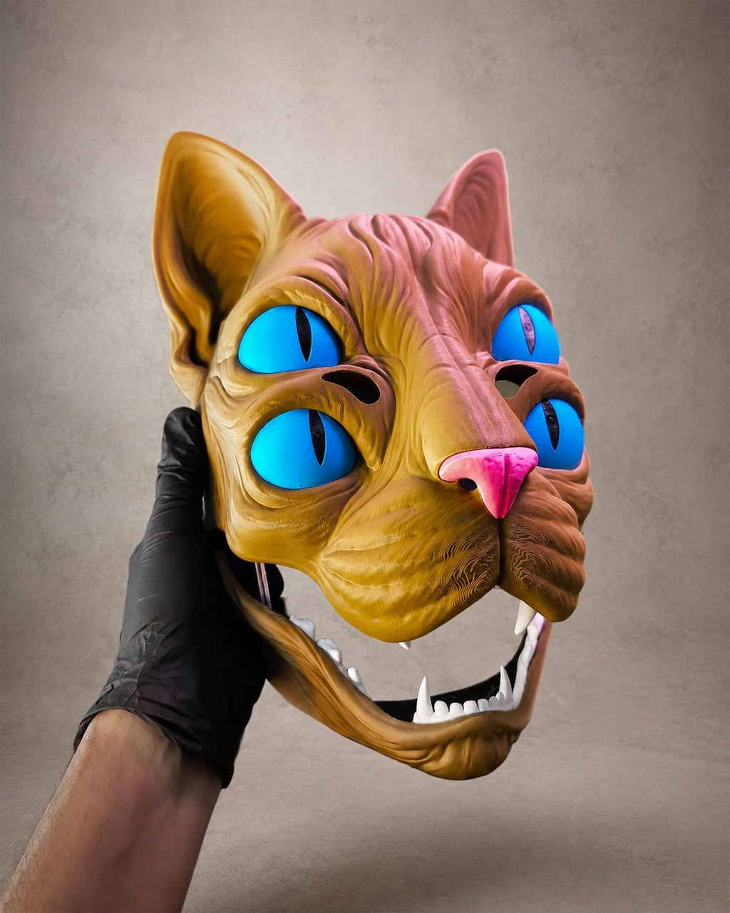 Nekora Maske mit vier Augen und beweglichem Kiefer | 5-farbige Katzen-Cosplay-Maske | PipeCox | Made in Germany FehnFactory