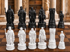 Philosophen-Schachfigurenset – komplett 32-teilig | Antikes Griechenland | 3 Größen & 12 Farbpaare | Made in Germany FehnFactory