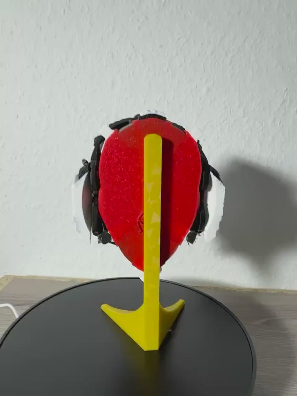 Alien Gothic Maske – Futuristische Sci-Fi Design Maske | Alien Gothic Mask – Futuristic Sci-Fi Collectible